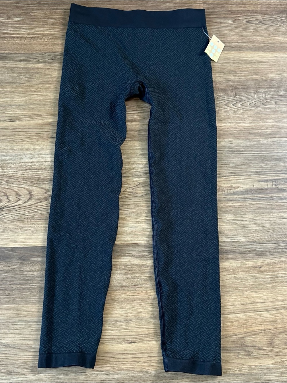 Title Nine Spark Legging Black Herringbone Seamless Medium Baselayer Silicon NWT